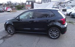 Volkswagen Polo Hatchback 2015 model, 15 reg, one owner from new,automatic, petrol, metallic black,1.2 TSI SE. 77,592 miles, mot history, air condition, air bags, cd radio, alarm, central locking immobilizer, excellent condition. drive very well.