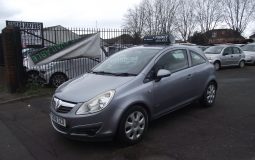 VAUXHALL CORSA 1.4 CLUB- 3DR AUTOMATIC, METALLIC SILVER, 2008 MODEL, AIR CONDITION, AIR BAGS, CD RADIO, POWER STEERING, ALARM, CENTRAL LOCKING SYSTEM,IUMMOBILIZER. EXCELLENT CONDITION FOR THE YEAR OF THE CAR.